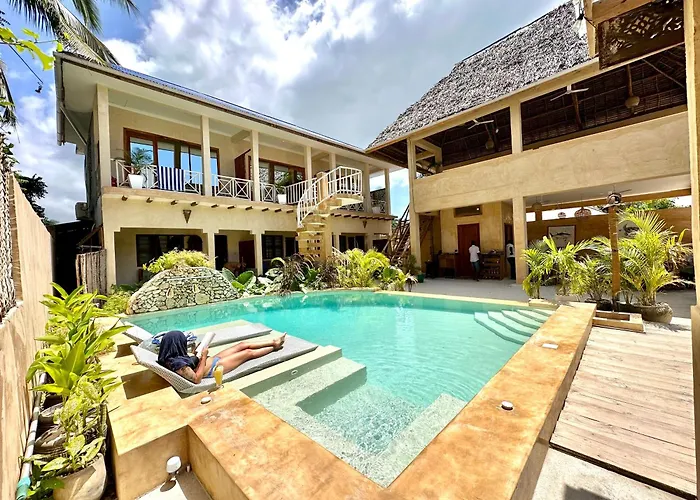 Chikachika Beach B&B
