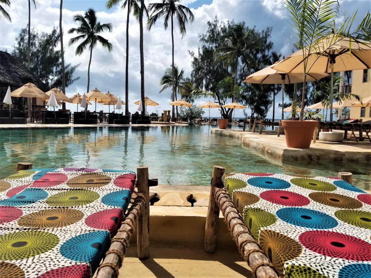 Zanzibar Bay & 4*