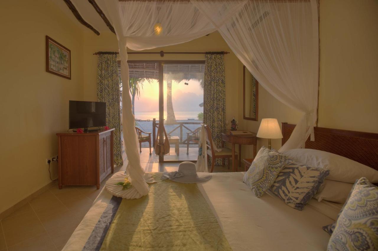 Hotel Sultan Sands Island & Spa