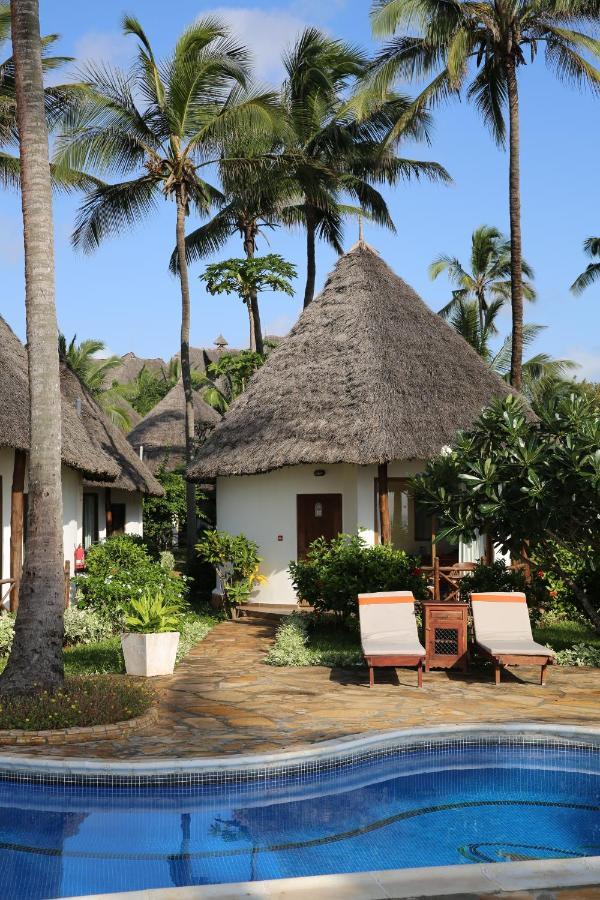 Sultan Sands Island & Spa Hotel