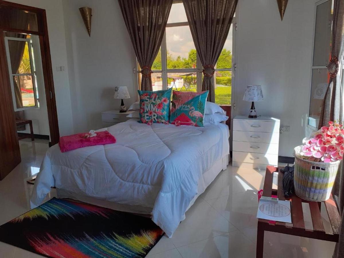 Moment In Time Hotel