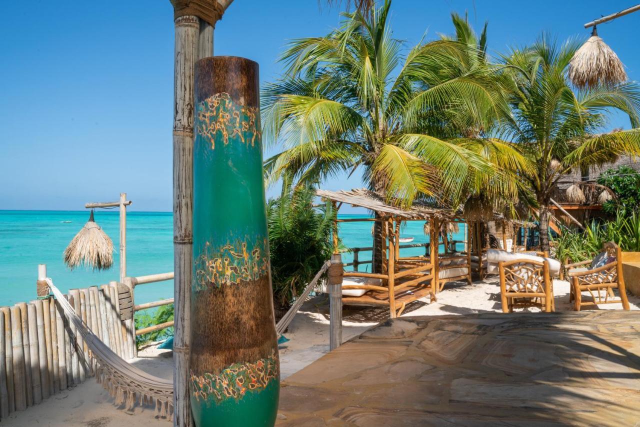 Coral Rocks & Restaurant 3*