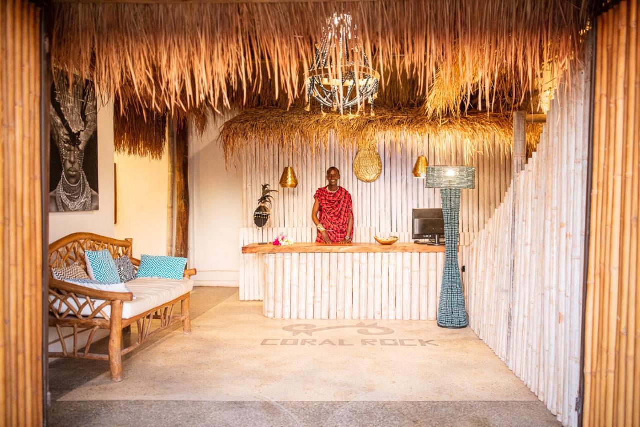 Hotel Coral Rocks & Restaurant 3*