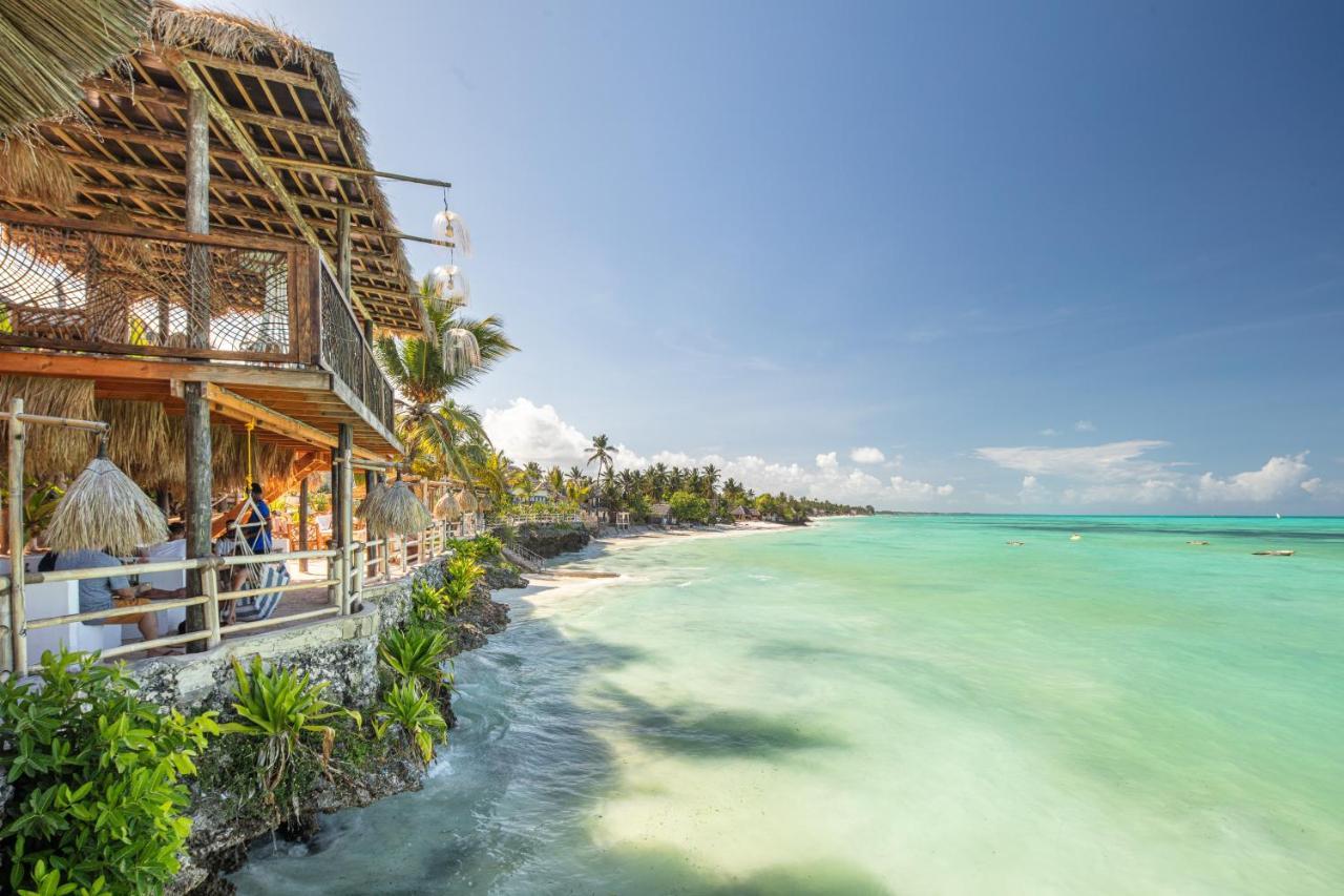 Coral Rocks & Restaurant