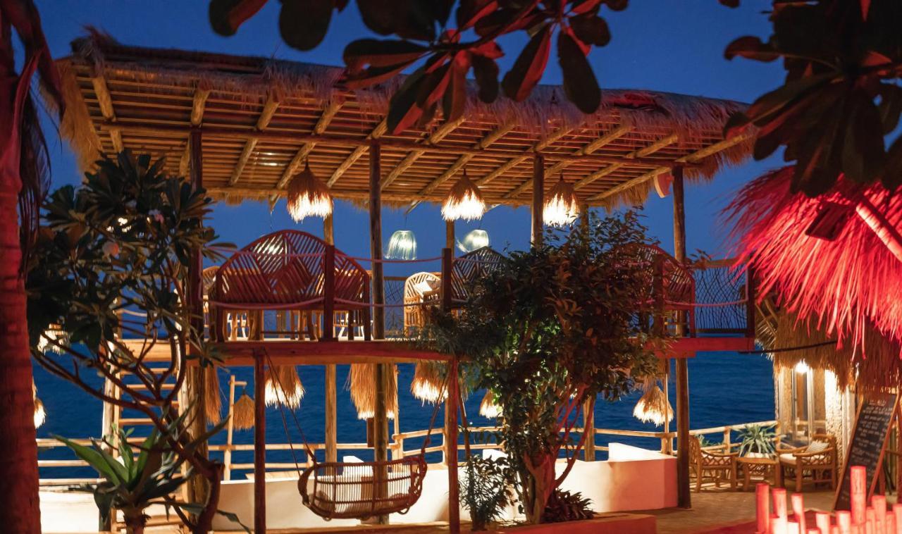 Coral Rocks & Restaurant Jambiani (Zanzibar)