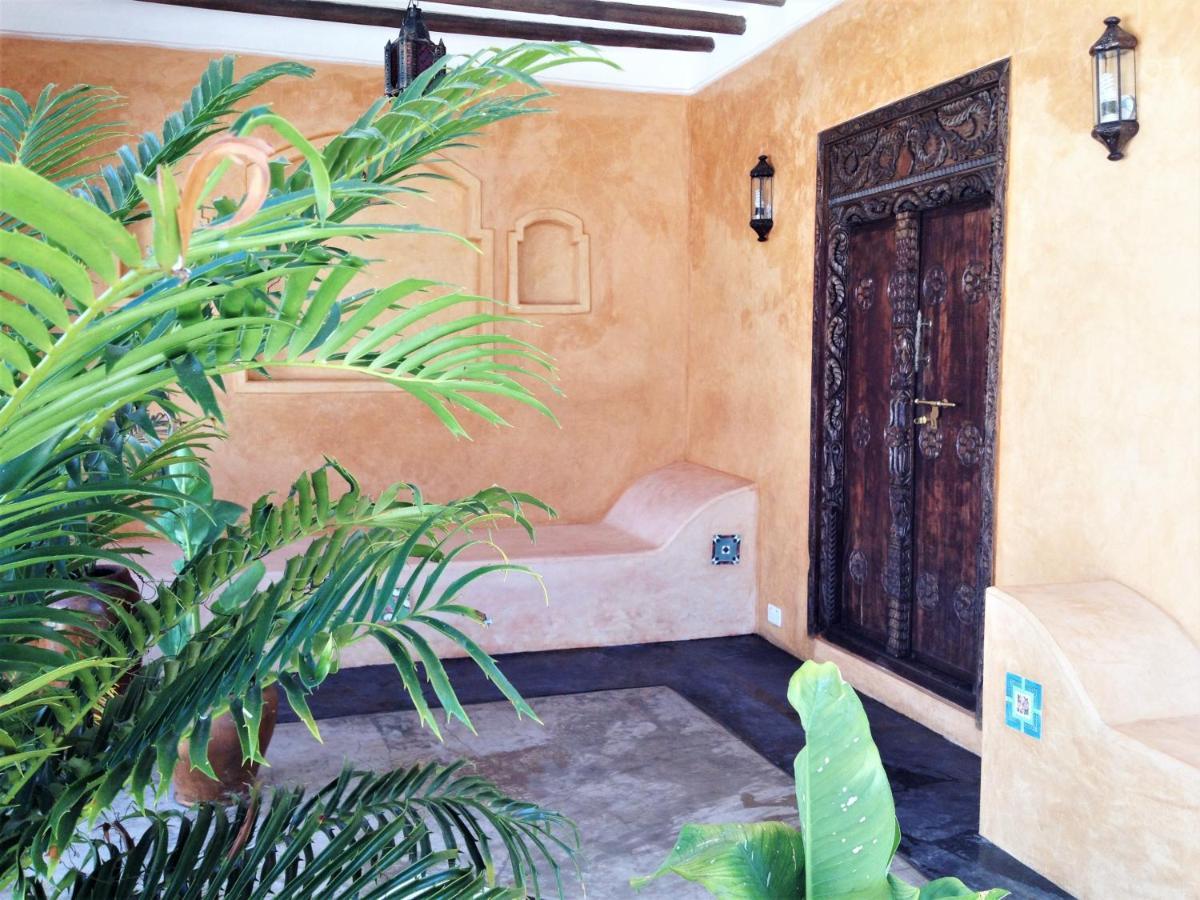 Villa Mwendawima Beach