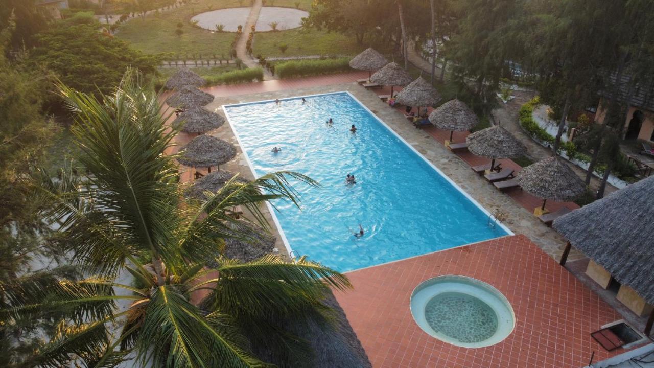 Vrclub Palms Hotel