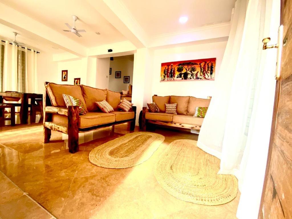 Apartment Vick Boutique With New Power Backup *