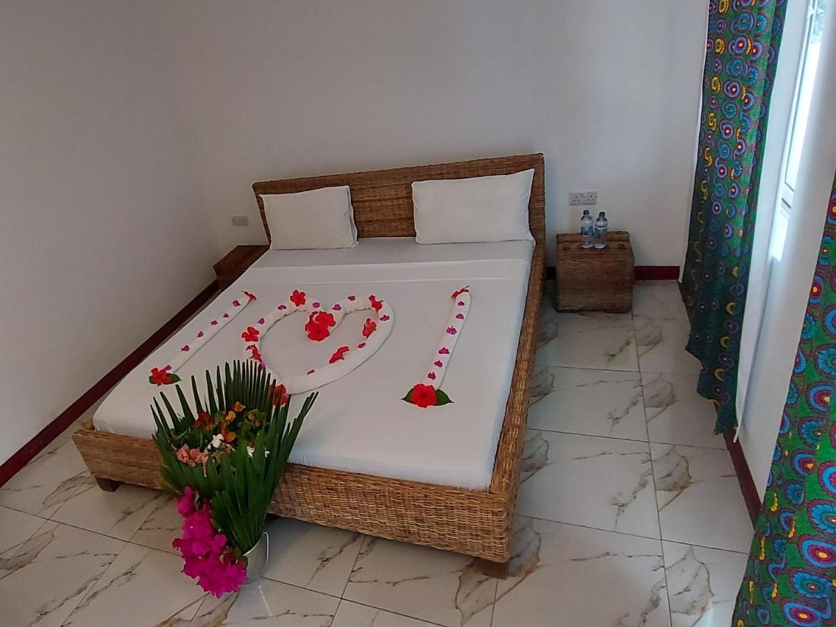 Hotel Albatross Ocean View 4*