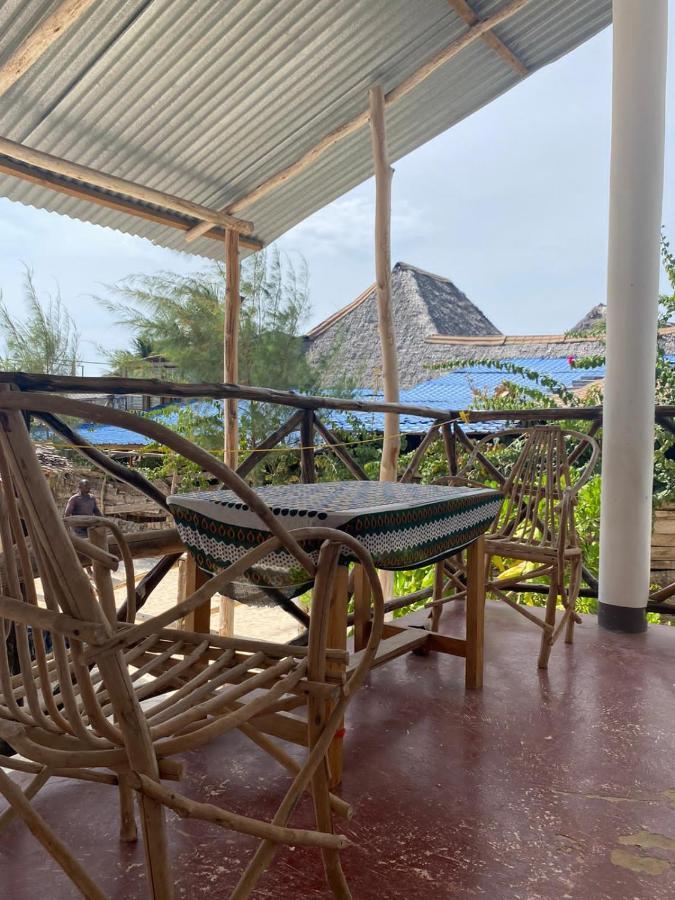 Bed & Breakfast Ndiro House *