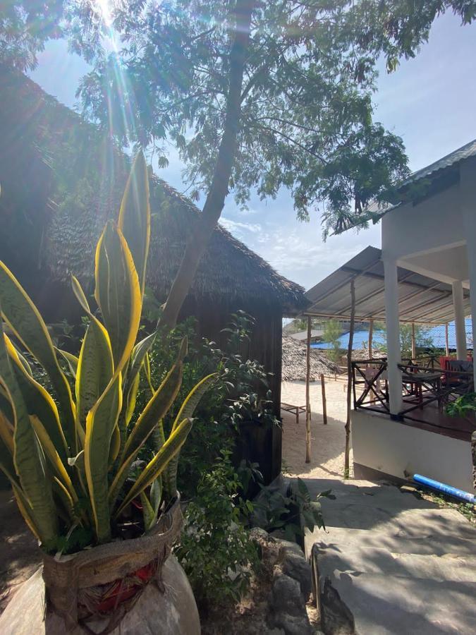 Ndiro House Bed & Breakfast