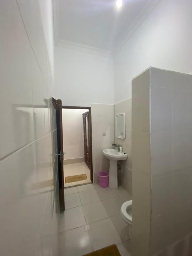 Ndiro House Bed & Breakfast *
