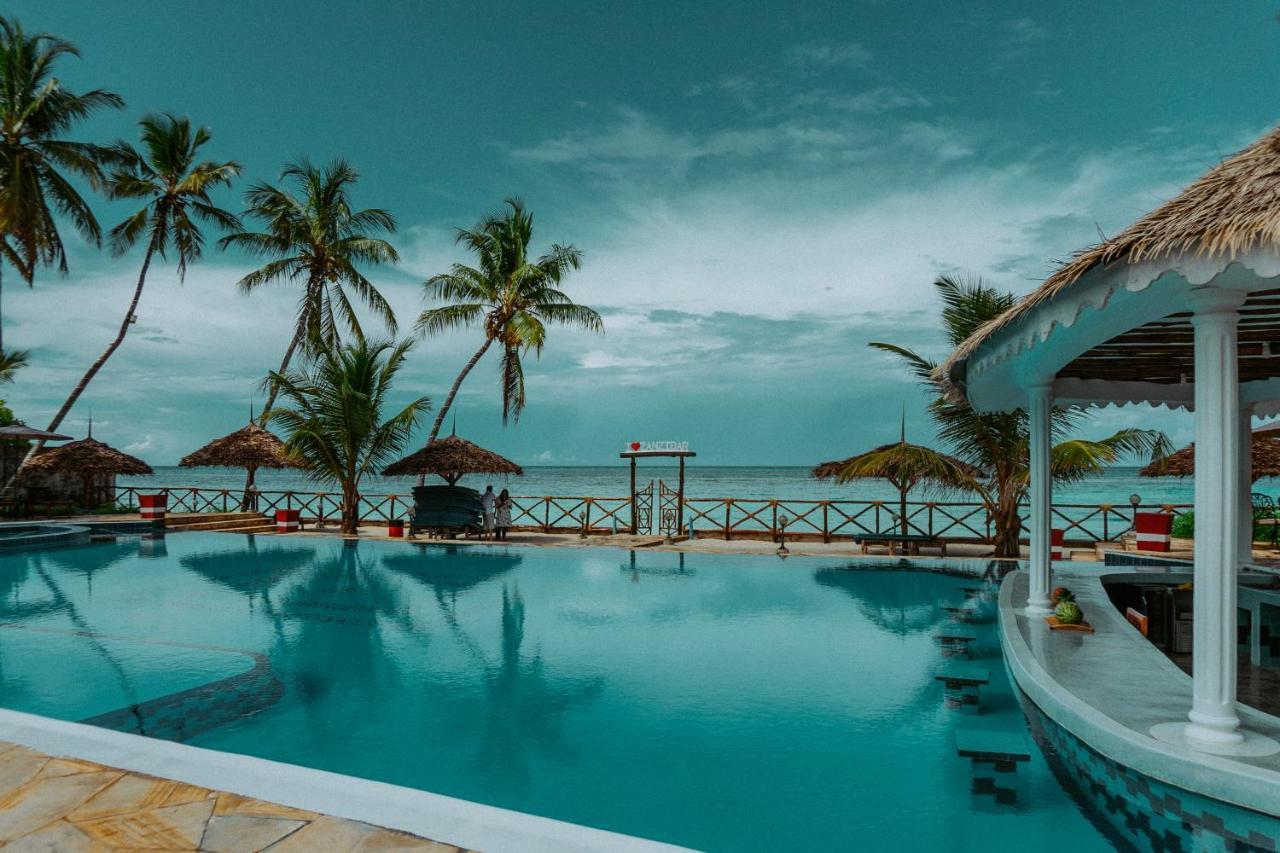 Sunny Palms 4* Uroa