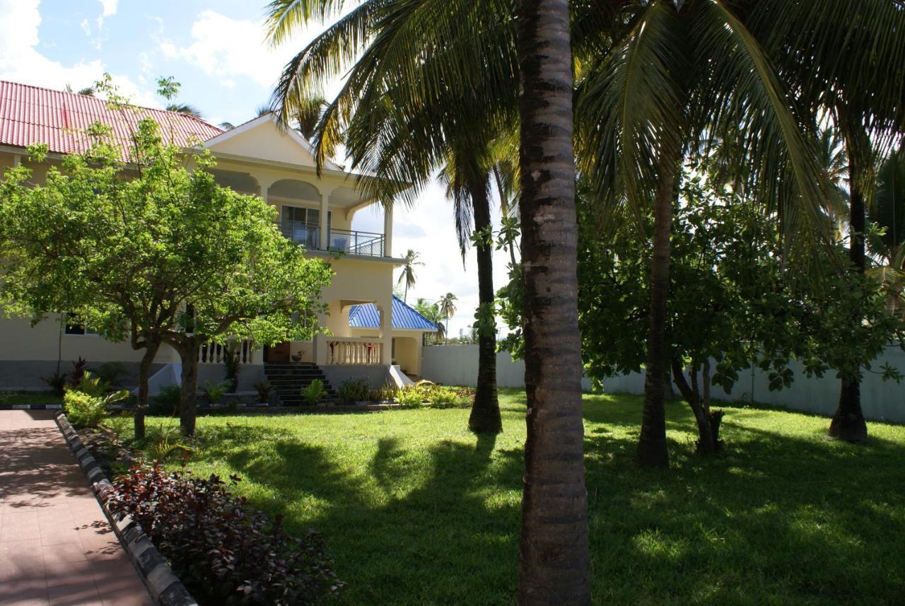 Pwani Beach Hotel & Apartments