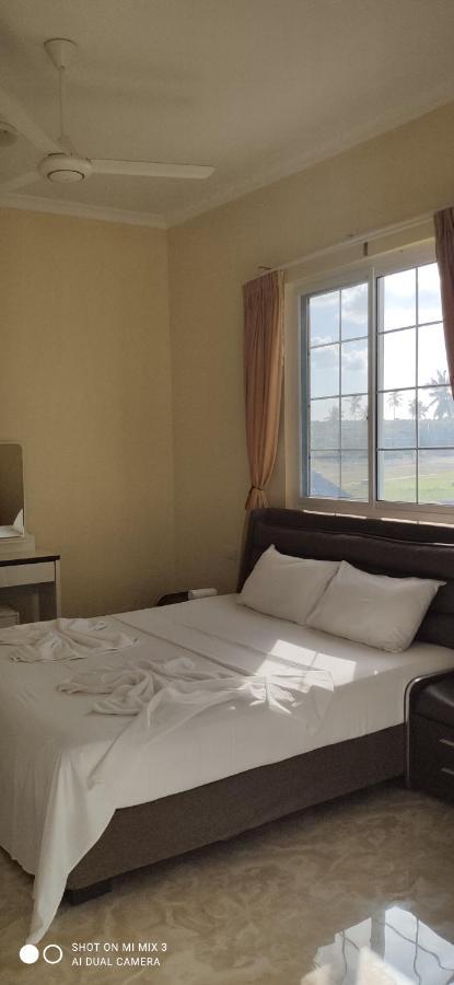 Pwani Beach Hotel & Apartments * Pwani Mchangani
