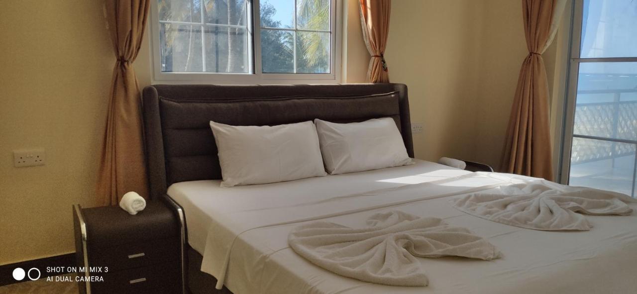Pwani Beach Hotel & Apartments * Pwani Mchangani