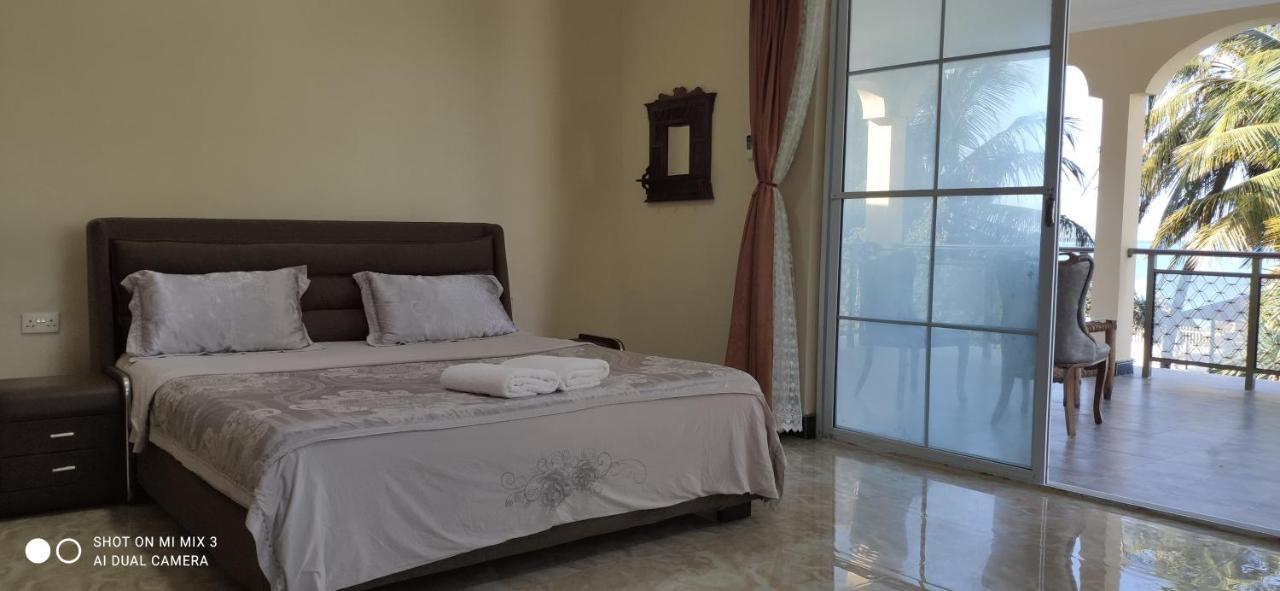 Pwani Beach Hotel & Apartments *
