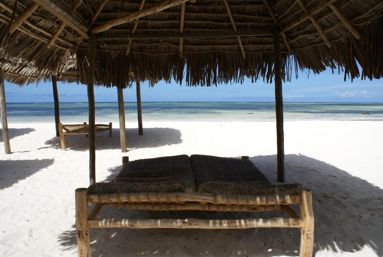 Pwani Beach Hotel & Apartments * Pwani Mchangani