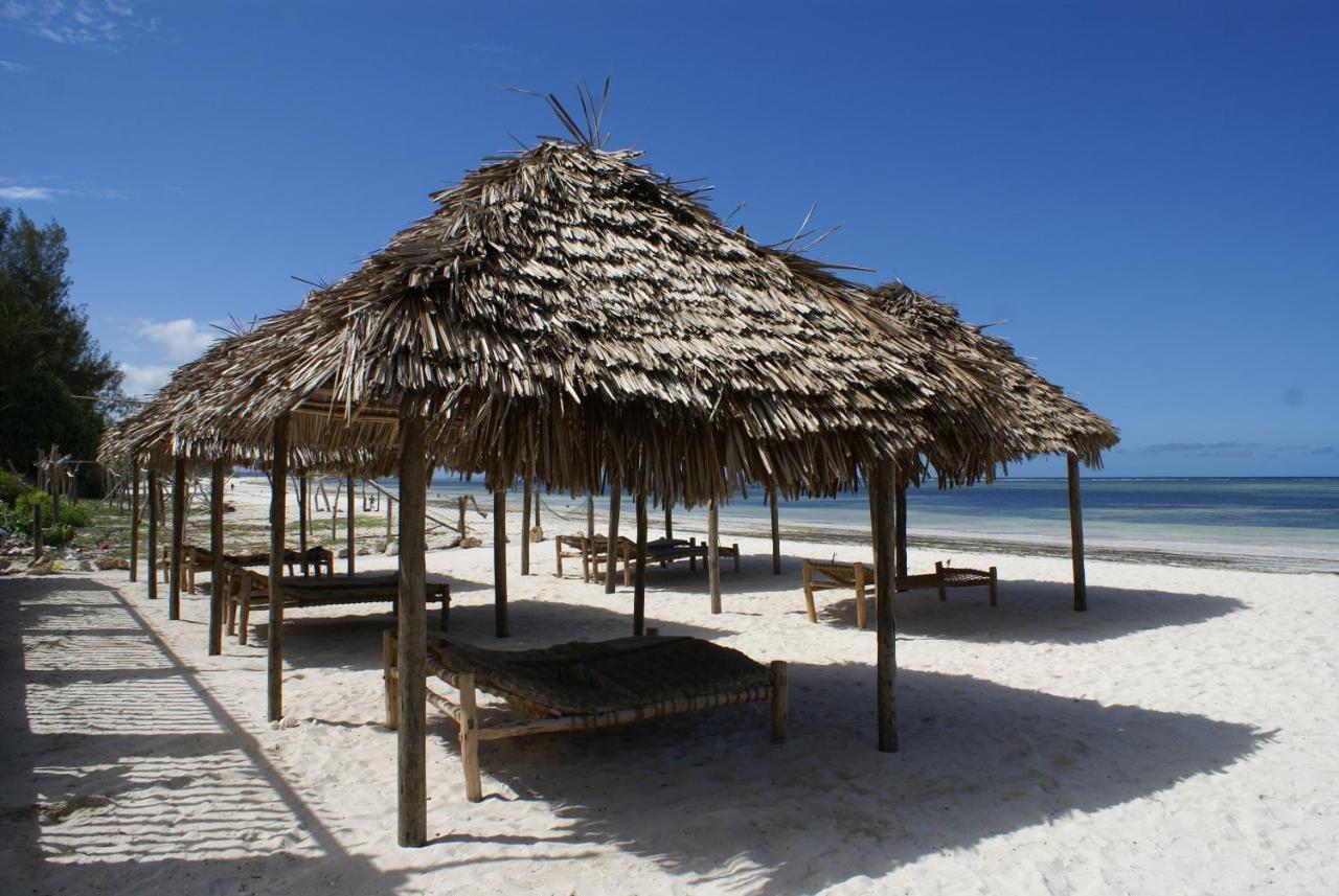 Pwani Beach Hotel & Apartments