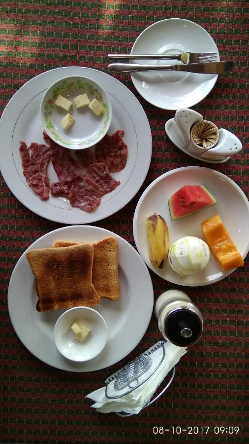 Pwani Beach Hotel & Apartments Bed & Breakfast *