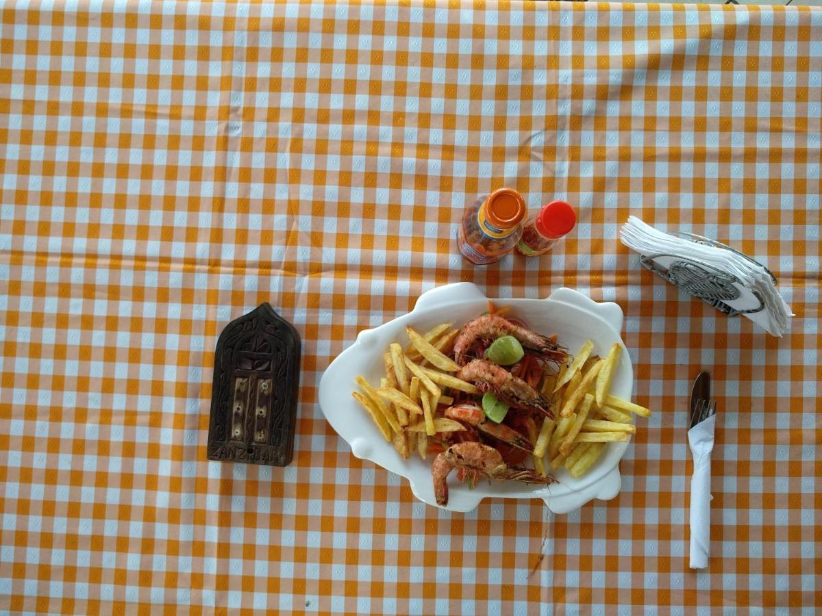 Pwani Beach Hotel & Apartments Bed & Breakfast Pwani Mchangani