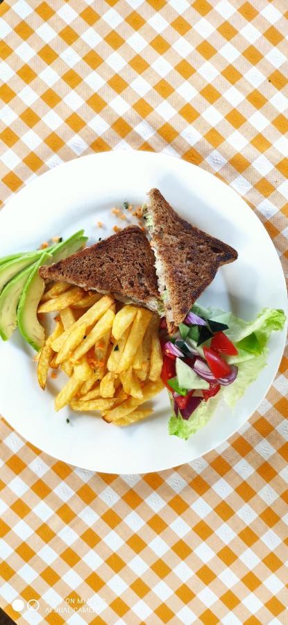 Bed & Breakfast Pwani Beach Hotel & Apartments *