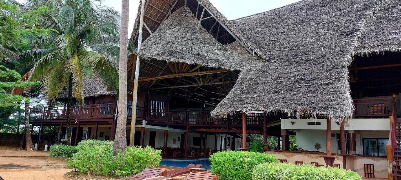 Resort Kena 4*