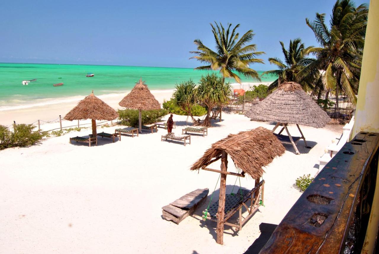 Hotel White Sands