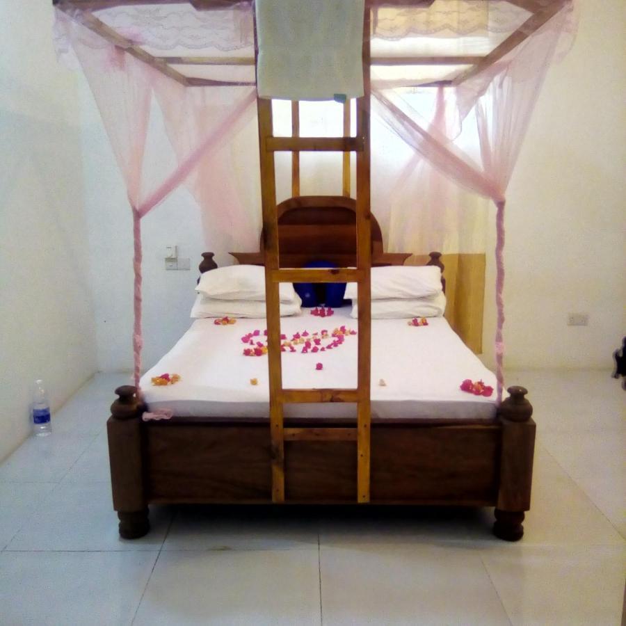 Bed & Breakfast Retreat