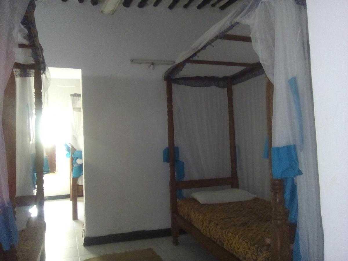Bed & Breakfast Kiponda 3*