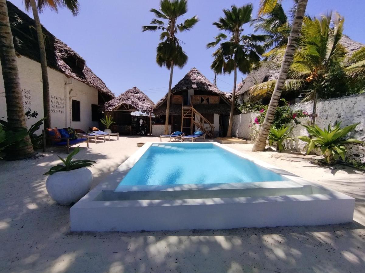 Mamamapambo Boutique 3*