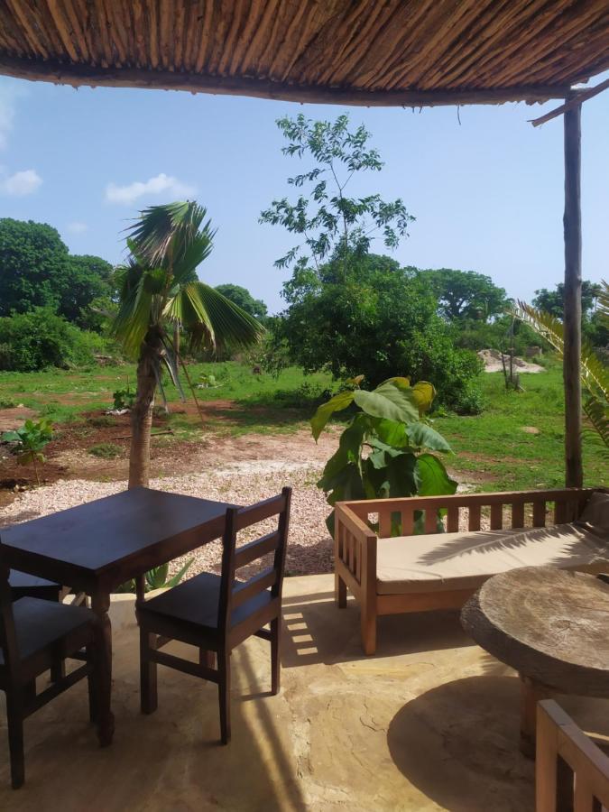 Bed & Breakfast Baobab Safari Beach