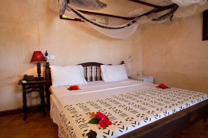 Rocks Hotel 4*
