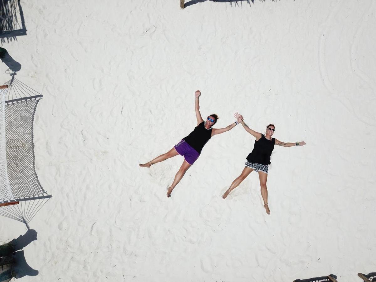 Mambo Mazuri, Zanzibar Kiwengwa * Kiwengwa (Zanzibar)