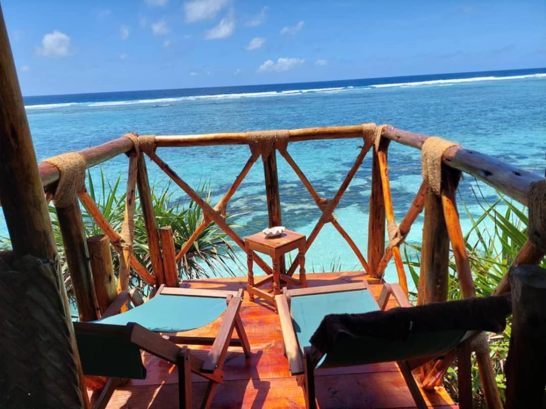 Baobab Safari Beach Mtende