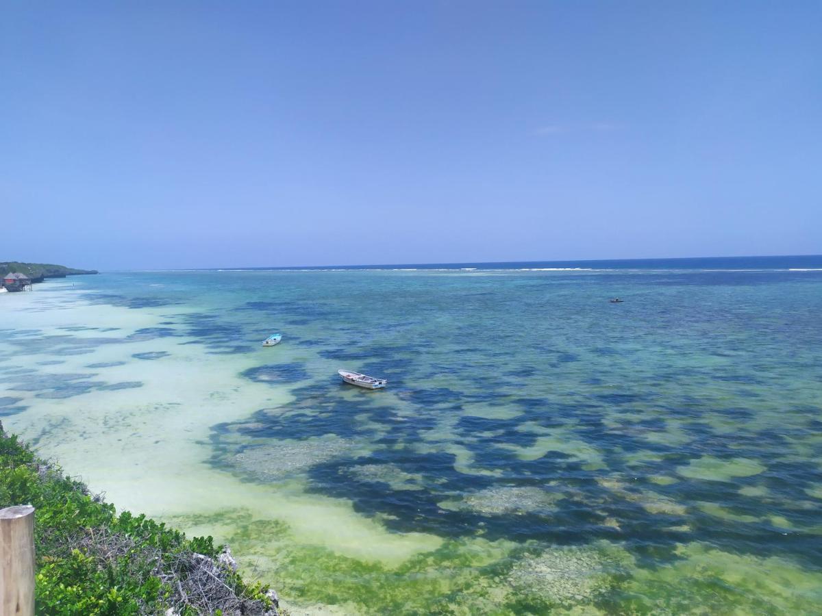 Baobab Safari Beach * Mtende