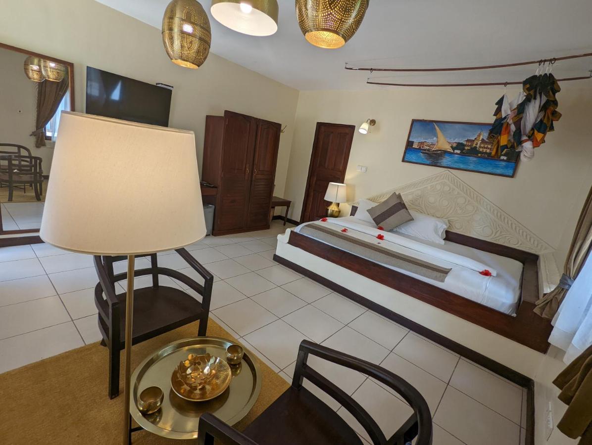 Smiles Hotel