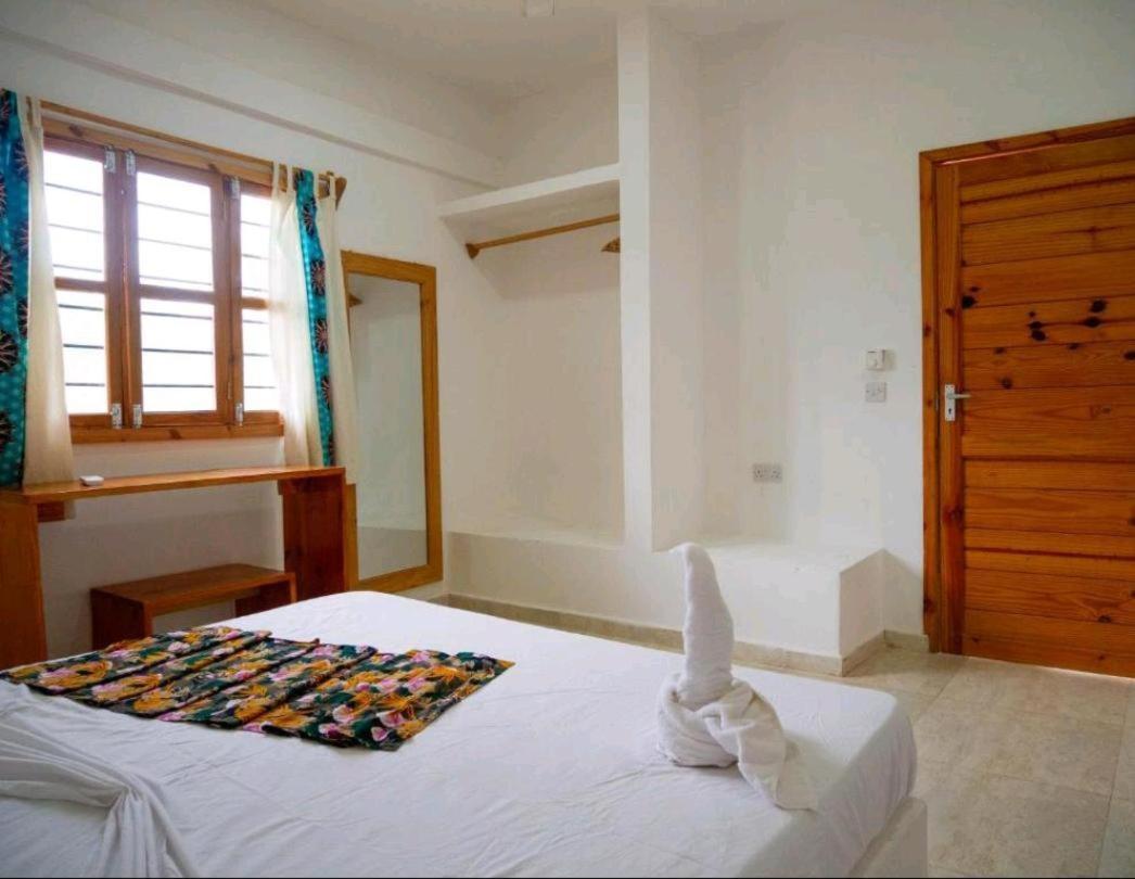 Jahazi Bed & Breakfast *