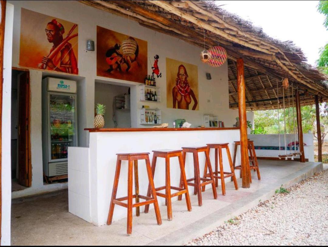 Jahazi Bed & Breakfast *