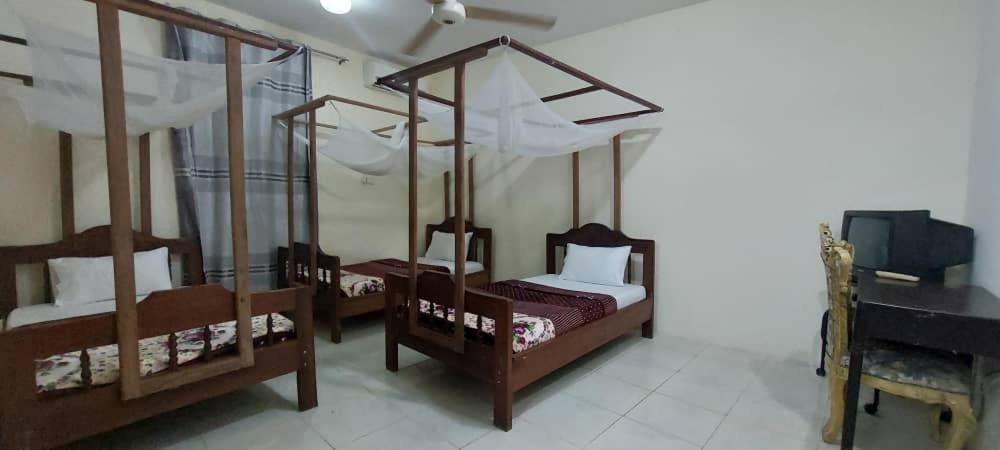 Hotel All Seasons