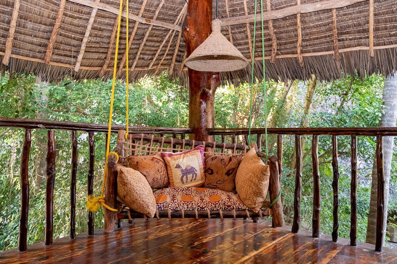 Utupoa Lodge *