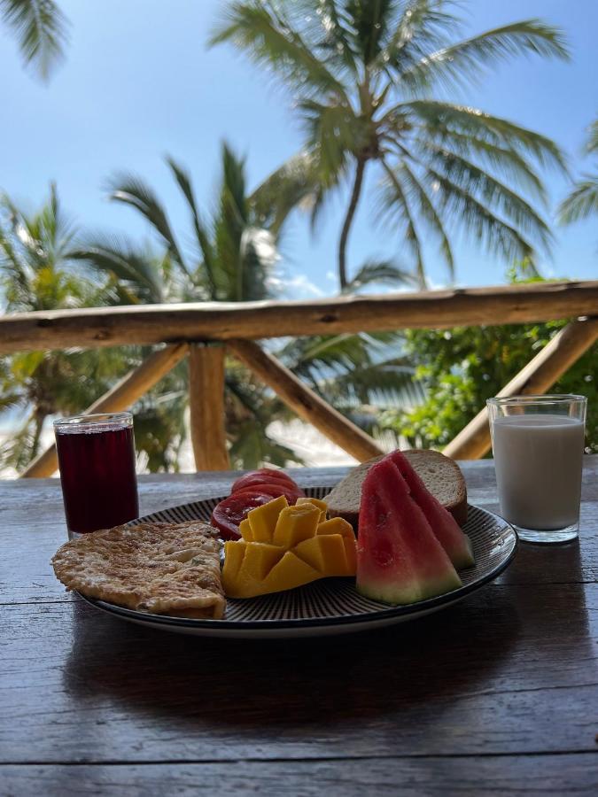 Sky & Zanzibar Hotel