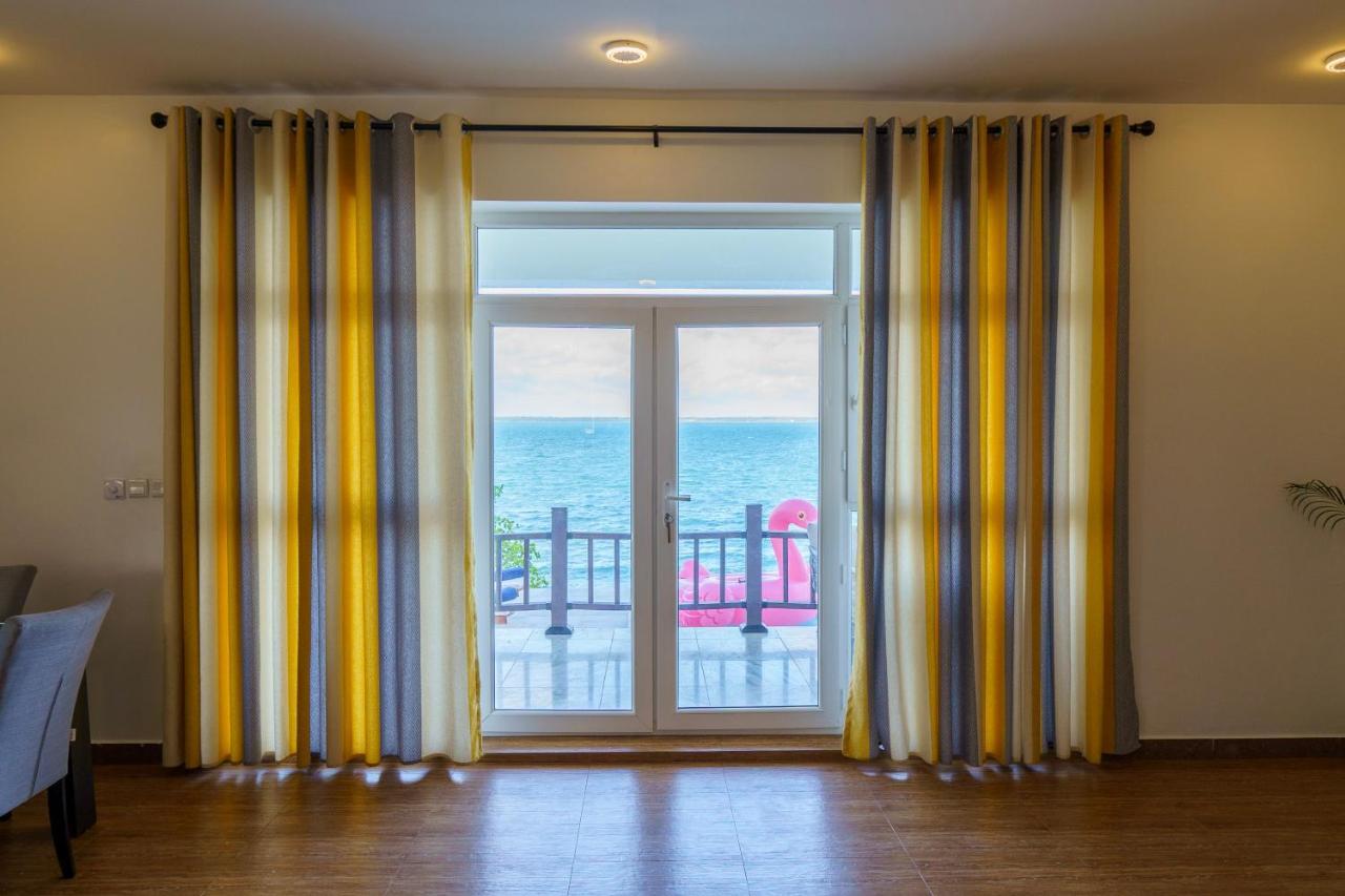 Zanzibar Dt Beachfront Villa *