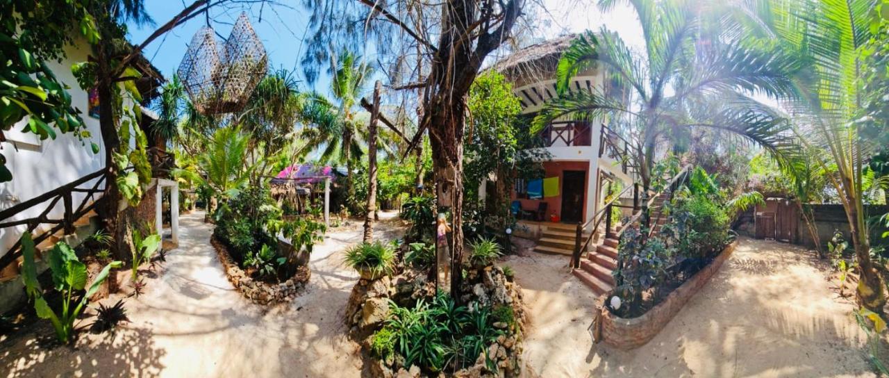 Casa Umoja