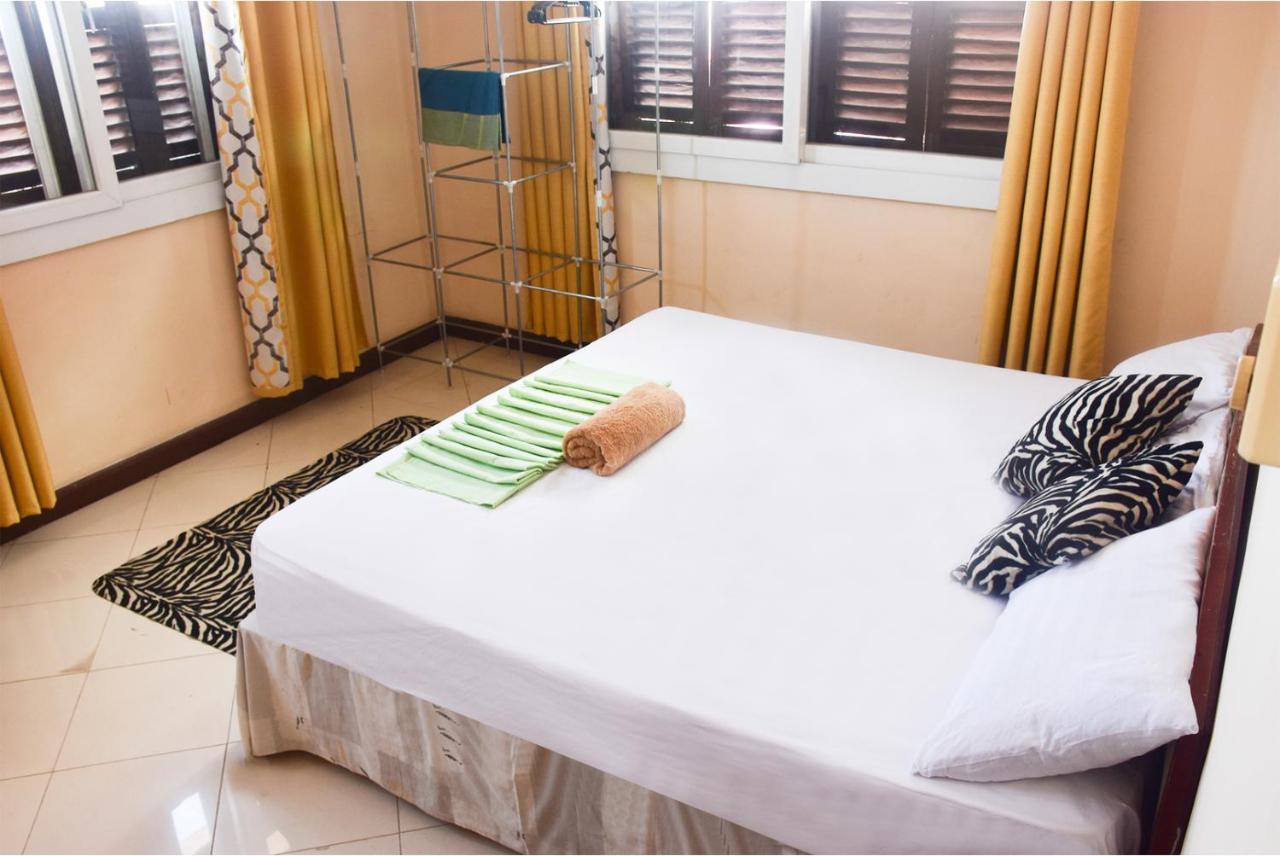 Hostel Watermelon Stone Town