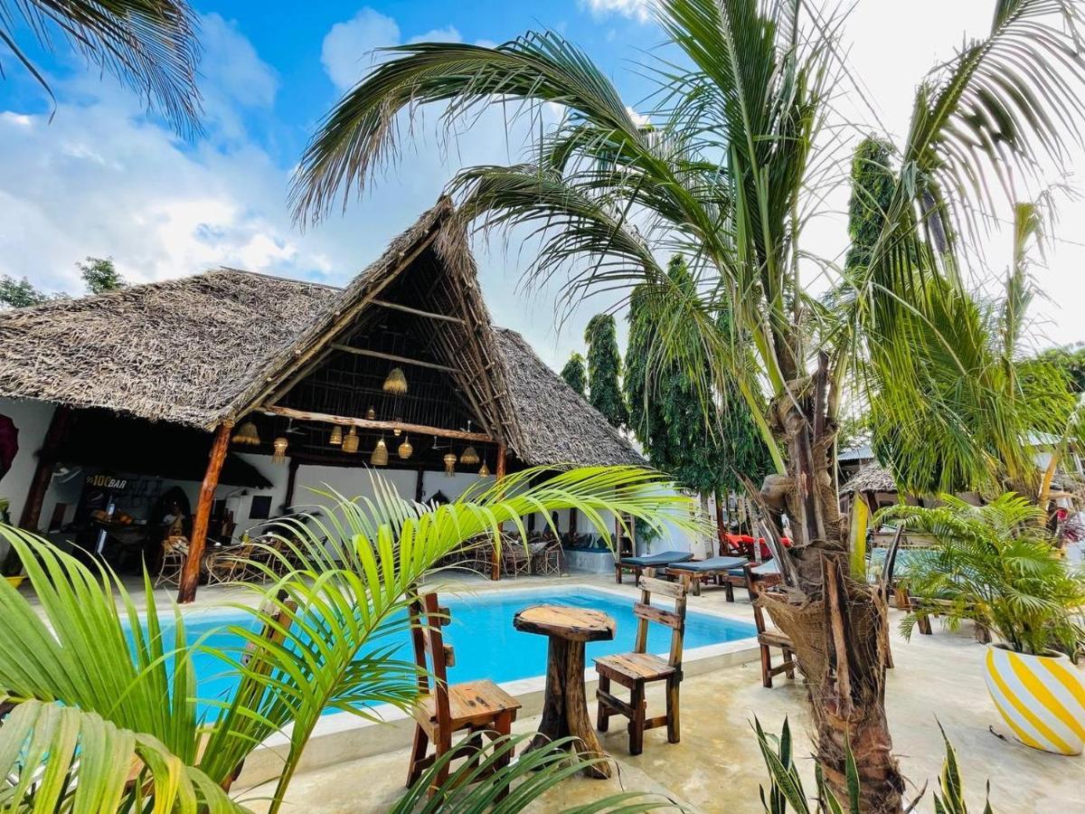 Babalao Hotel 3*