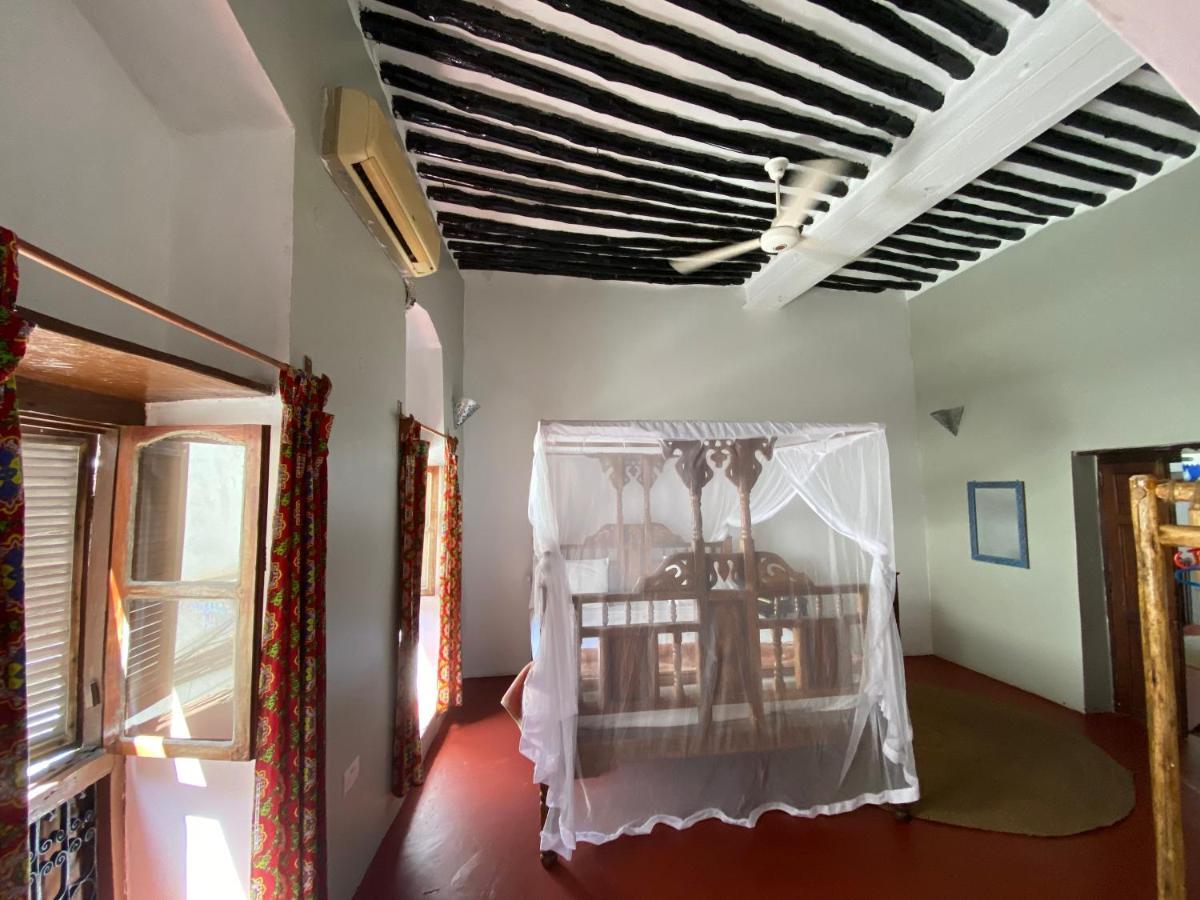 Guest house Stone Town Sea View *