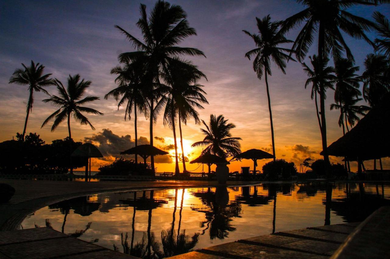 Five Palms Bwejuu