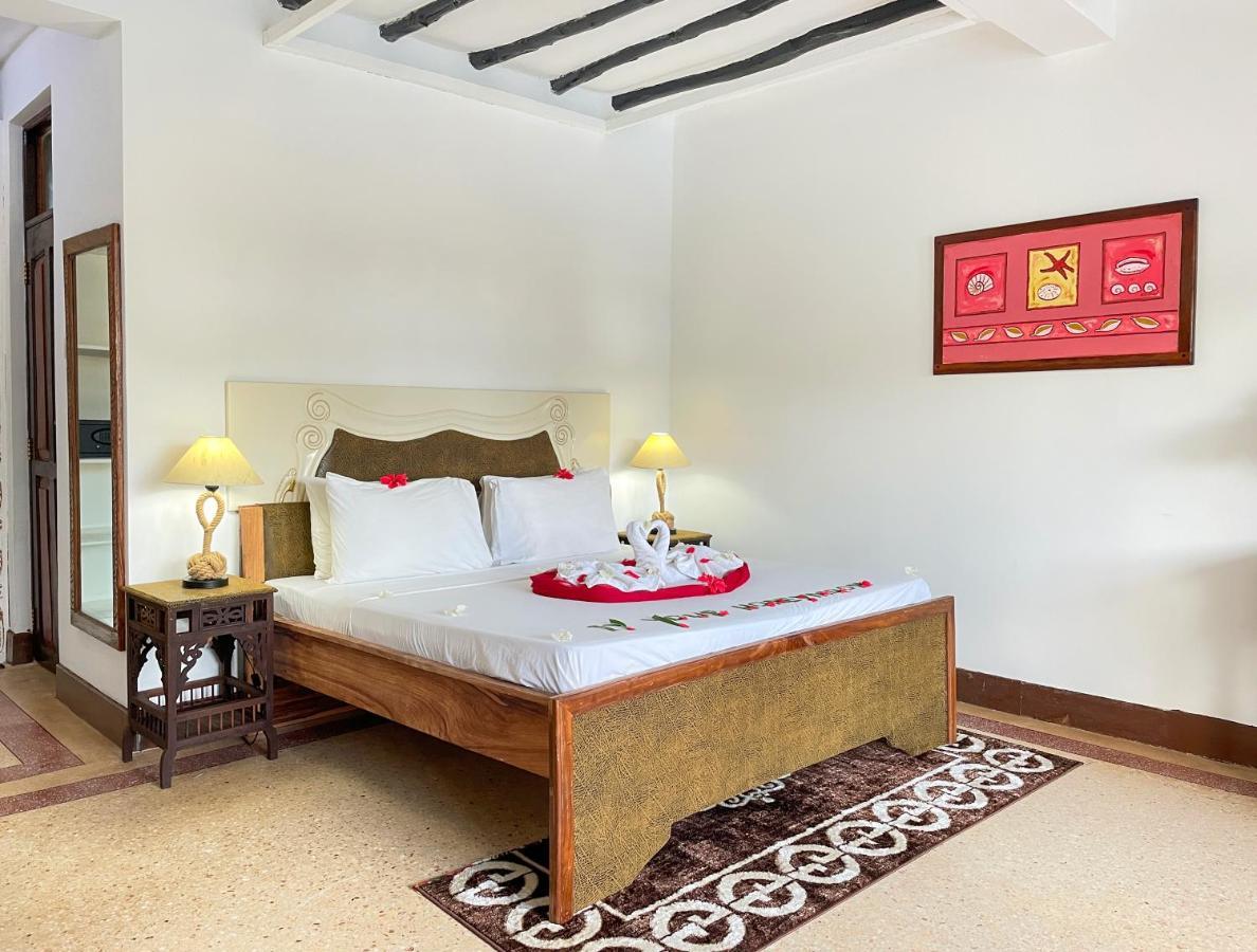 Hotel Five Palms 4*