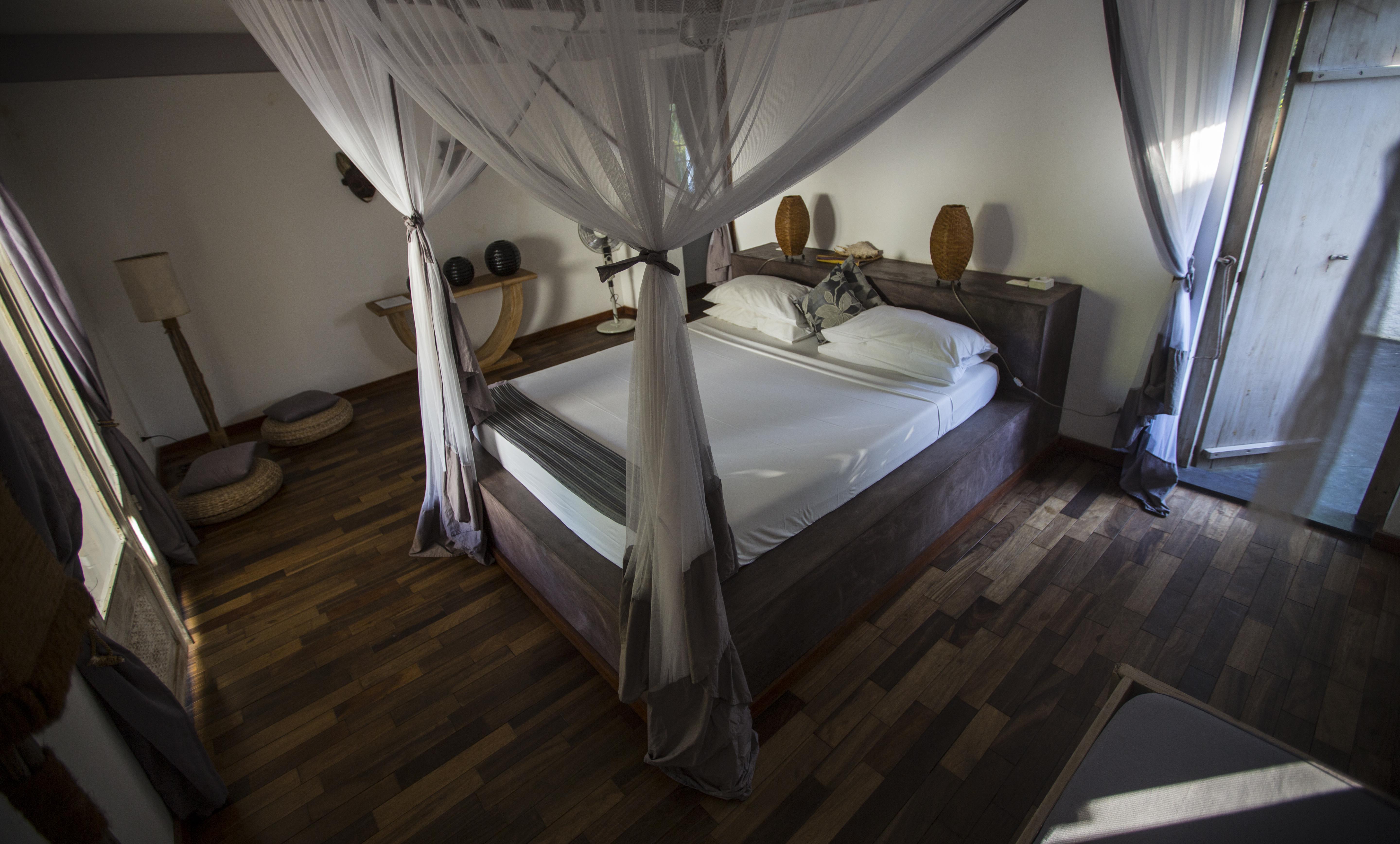 Uzuri Boutique Hotel 4*